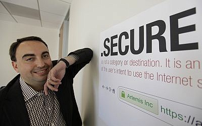 Facebook's chief of security Alex Stamos, June 8, 2012. (AP Photo/Eric Risberg)