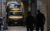 Security forces at the scene of the fatal stabbing by a Palestinian terrorist of Adiel Kolman in the Old City of Jerusalem, March 18, 2018. (Yonatan Sindel/FLASH90)