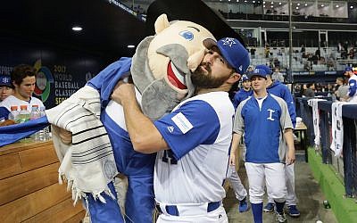 Illustrative: Infielder Cody Decker #14 of Israel holds team mascot The Mensch after the World Baseball Classic Pool A Game Five between Netherlands and Israel at Gocheok Sky Dome on March 9, 2017 in Seoul, South Korea. (Photo by Chung Sung-Jun/Getty Images)
