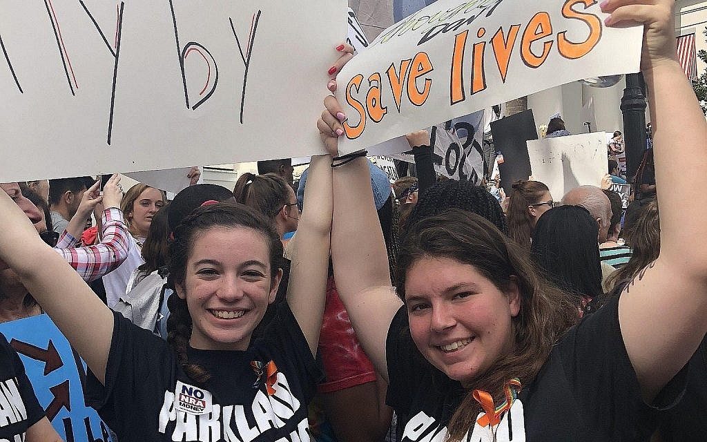 Students protest for increased school safety after the mass shooting in Parkland, Florida on February 14. (Zoe Terner/NFTY)