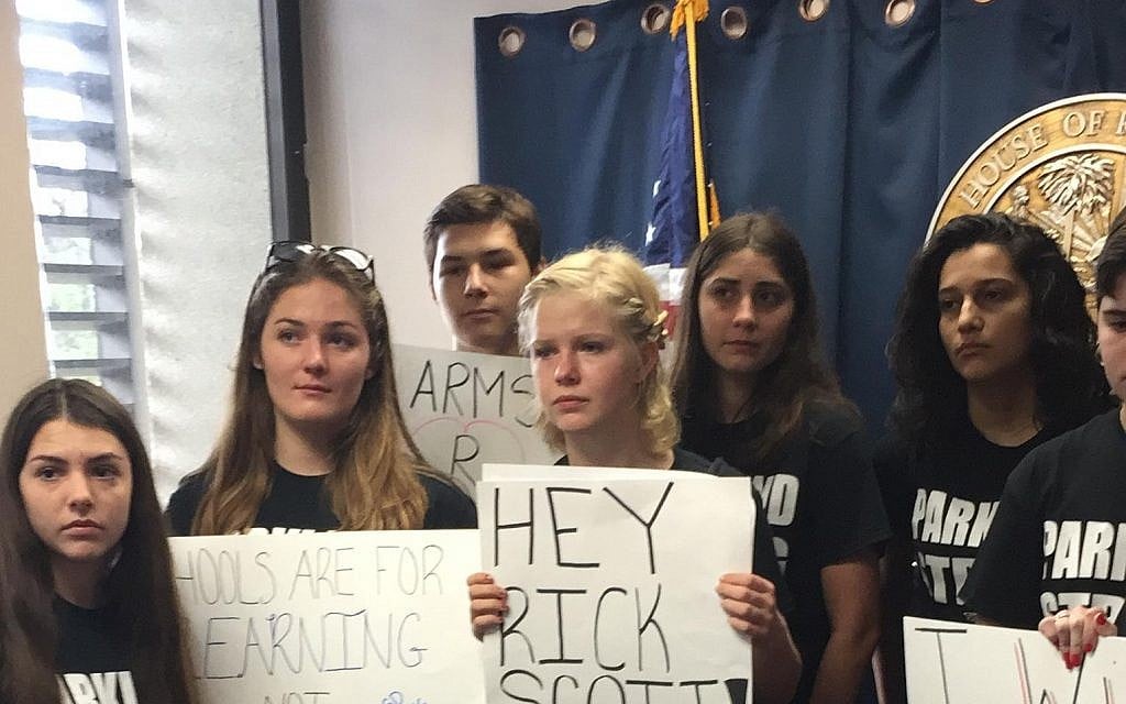 Students protest for increased school safety after the mass shooting in Parkland, Florida on February 14. (Zoe Terner/NFTY)