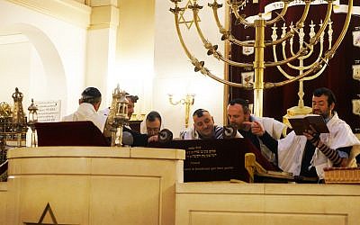Illustrative image of someone called to the Torah. (Cnaan Liphshiz/JTA)