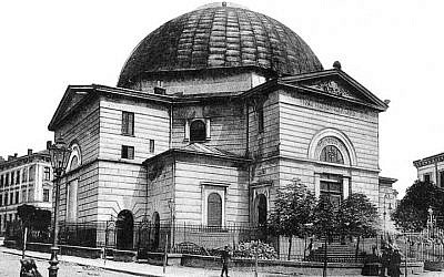 A view of the Temple Synagogue in Lviv, Ukraine in the early 20th century. (CC BY-SA Wikimedia Commons)