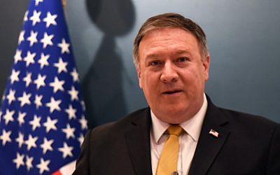 US Secretary of State Mike Pompeo speaks during joint press briefing with the Saudi foreign minister at the Royal airport in the capital Riyadh on April 29, 2018. (AFP PHOTO / FAYEZ NURELDINE)