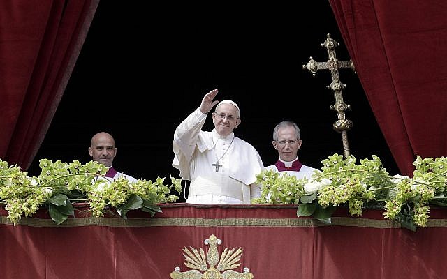 Pope Francis delivers the Urbi et Orbi (to the city and to the world) blessing at the end of the Easter Sunday Mass in St. Peter's Square at the Vatican, Sunday, April 1, 2018. (AP Photo/Andrew Medichini) Pope Francis delivers the Urbi et Orbi (to the city and to the world) blessing at the end of the Easter Sunday Mass in St. Peter's Square at the Vatican, Sunday, April 1, 2018. (AP Photo/Andrew Medichini)
