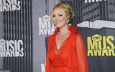 Katherine Heigl arrives at the CMT Music Awards at Music City Center on Wednesday, June 7, 2017, in Nashville, Tennessee. (Photo by Sanford Myers/Invision/AP)