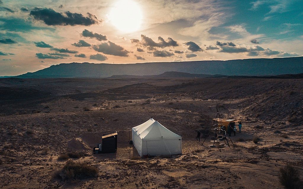 An aerial view of #PopupOasis glamping tent in the Ramon Crater (Courtesy Gili Azgad)
