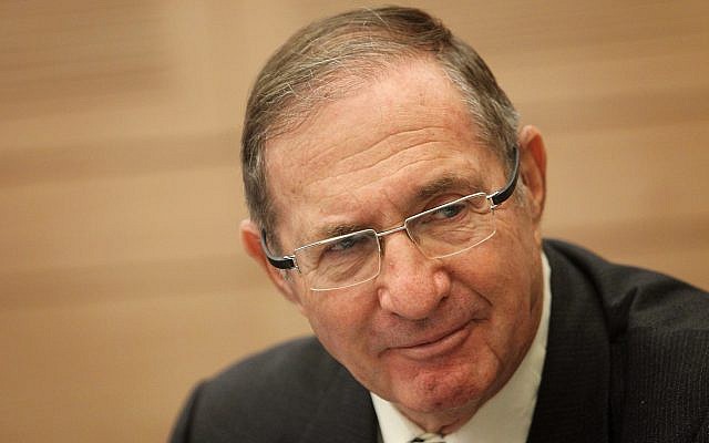 Israeli businessman Dan Propper attends a session of the Knesset's Finance Committee on December 25, 2012. (Miriam Alster/Flash90) Israeli businessman Dan Propper attends a session of the Knesset's Finance Committee on December 25, 2012. (Miriam Alster/Flash90)