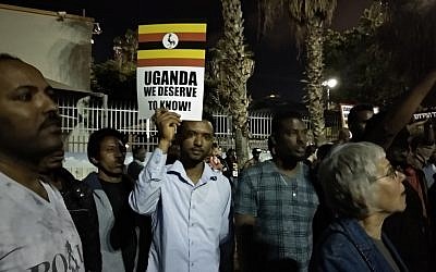 Hundreds of asylum seekers demonstrate in Levinsky Park in south Tel Aviv against the deportation deal with Uganda on April 8, 2018. (Melanie Lidman/Times of Israel)