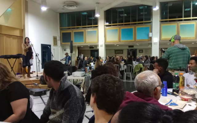 Rabbi Yael Karrie speaking at the the Freedom Seder on Saturday night, March 31, 2018 at Kol Haneshama (Courtesy Kol Haneshama) Rabbi Yael Karrie speaking at the the Freedom Seder on Saturday night, March 31, 2018 at Kol Haneshama (Courtesy Kol Haneshama)