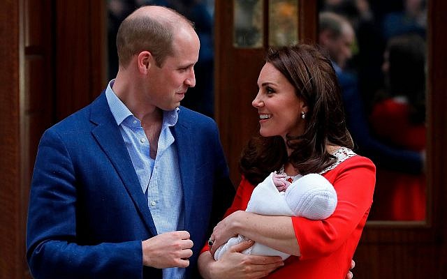 Britain's Prince William and Kate, Duchess of Cambridge pose for a photo with their newborn baby son as they leave the Lindo wing at St Mary's Hospital in London London, Monday, April 23, 2018. The Duchess of Cambridge gave birth Monday to a healthy baby boy — a third child for Kate and Prince William and fifth in line to the British throne. (AP Photo/Kirsty Wigglesworth) Britain's Prince William and Kate, Duchess of Cambridge pose for a photo with their newborn baby son as they leave the Lindo wing at St Mary's Hospital in London London, Monday, April 23, 2018. The Duchess of Cambridge gave birth Monday to a healthy baby boy — a third child for Kate and Prince William and fifth in line to the British throne. (AP Photo/Kirsty Wigglesworth)