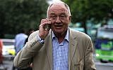 Former mayor of London Ken Livingstone visits the area of a blaze at Grenfell Tower, a residential tower block in west London, on June 15, 2017. (AFP PHOTO / Daniel LEAL-OLIVAS/File)