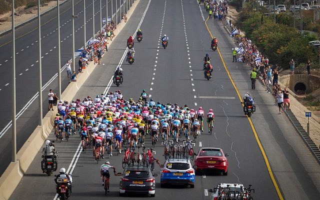 Cyclist ride near Netanya during the second stage at the Giro d'Italia on May 5, 2018. (Flash90) Cyclist ride near Netanya during the second stage at the Giro d'Italia on May 5, 2018. (Flash90)