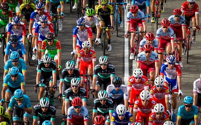Cyclists ride during the second stage at the Giro d'Italia, one of the most prestigious road cycling races in the world, near Netanya on May 5, 2018. (Flash90) Cyclists ride during the second stage at the Giro d'Italia, one of the most prestigious road cycling races in the world, near Netanya on May 5, 2018. (Flash90)