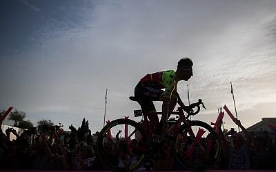 Riders being presented ahead of the 101st Giro d'Italia in Jerusalem on May 3, 2018. (Yonatan Sindel/Flash90)