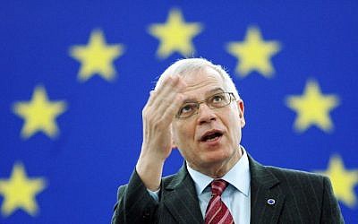 European Parliament President Josep Borrell gives a farewell speech at the European Parliament in Strasbourg, on January 15, 2007. (AFP PHOTO / Frederick FLORIN/File)