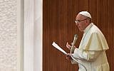 Pope Francis gives a speech to the National Congress of the Italian Masters of Labor Federation, in Aula Paolo VI at the Vatican, on June 15, 2018. (AFP Photo/Andreas Solaro)