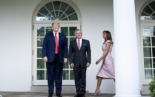 US President Donald Trump, left and Jordan's King Abdullah II walk to the Oval Office of the White House June 25, 2018, in Washington, DC. (Brendan Smialowski/AFP) US President Donald Trump, left and Jordan's King Abdullah II walk to the Oval Office of the White House June 25, 2018, in Washington, DC. (Brendan Smialowski/AFP)