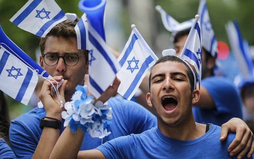 People participate in the annual Celebrate Israel Parade on June 3, 2018, in New York City. (Kena Betancur/Getty Images/AFP) People participate in the annual Celebrate Israel Parade on June 3, 2018, in New York City. (Kena Betancur/Getty Images/AFP)