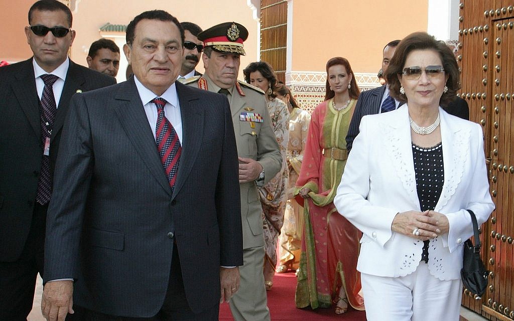 Egyptian president Hosni Mubarak and his wife Suzanne leave the royal palace in Marrakesh, Morroco, on a visit in May, 2006. (AP Photo/Jalil Bounhar)