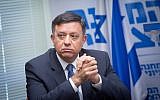 Zionist Union head Avi Gabbay leads a faction meeting at the Knesset on June 18, 2018. (Miriam Alster/Flash90)