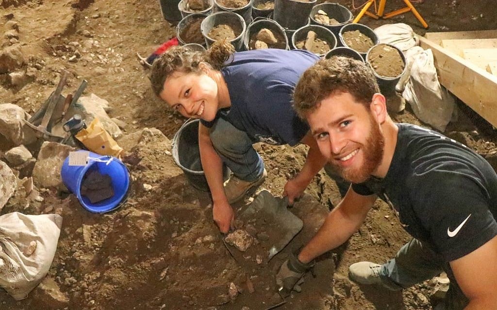 Herbert W. Armstrong students digging at the Ophel excavations in 2018. (Eilat Mazar)
