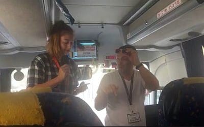 Bethany Zaiman announces her decision to leave a Birthright trip early along with four of her peers to attend a Breaking the Silence tour of Hebron on June 28, 2018. (Screen capture/Facebook)