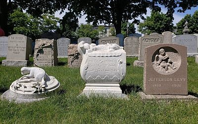 At the Ohabei Shalom Cemetery in East Boston, Massachusetts, grave markers for children fill part of one section, June 10, 2018 (Matt Lebovic/The Times of Israel)