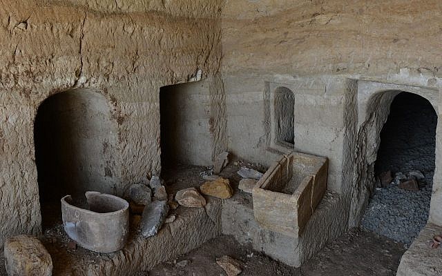 Burial chamber a three-room 2,000-year-old burial cave near Tiberias, June 2018. (Miki Peleg, Israel Antiquities Authority)