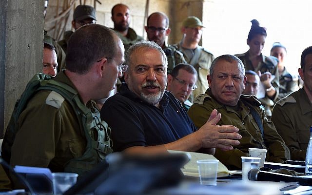 Defense Minister Avigdor Liberman meets with senior IDF officers during an exercise simulating warfare in the Gaza Strip on July 17, 2018. (Ariel Hermoni/Defense Ministry) Defense Minister Avigdor Liberman meets with senior IDF officers during an exercise simulating warfare in the Gaza Strip on July 17, 2018. (Ariel Hermoni/Defense Ministry)