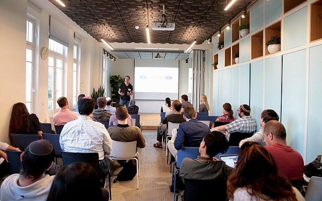 Aleph’s Job Fair Cocktail for Olim, June 3, 2018, part of VC fund's Aliya Initiative (Guy Keren)
