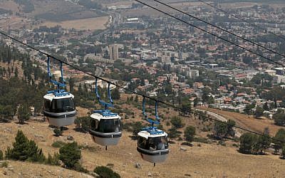 The cable car at Manara Cliff above the northern city of Kiryat Shmona on August 13, 2014. (Nati Shohat/Flash90)