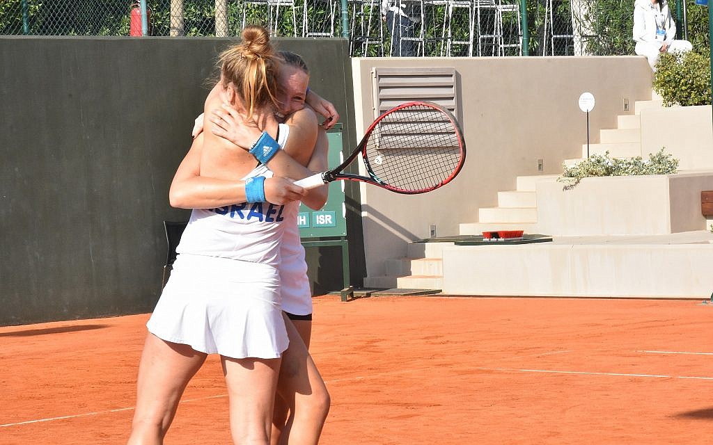 Julia and Lina Glushko, who played for Israel at the Fed Cup, say that despite an age gap, they are best friends. (Ofra Friedman/ITA)