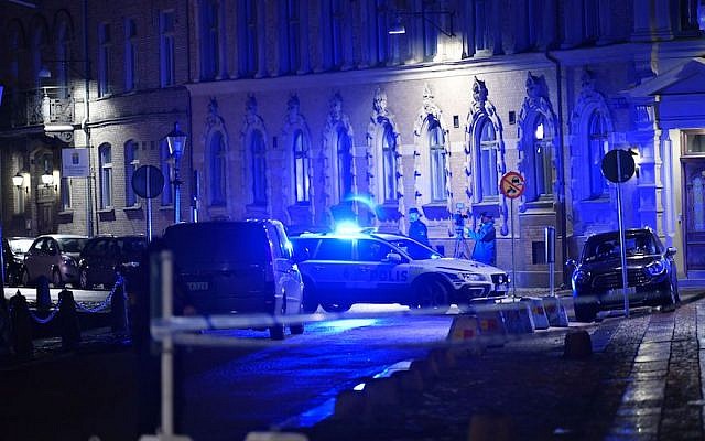 Police arrive after a synagogue was attacked in Gothenburg, Sweden, December 9, 2017. (Adam Ihse/AFP/Getty Images/via JTA) Police arrive after a synagogue was attacked in Gothenburg, Sweden, December 9, 2017. (Adam Ihse/AFP/Getty Images/via JTA)
