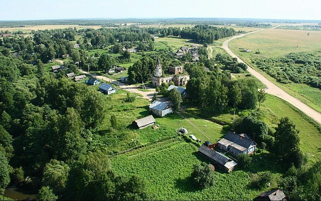 An aerial view of the town of Lyubavichi in the Smolensk Oblast region, Russia on July 18, 2011. (CC-BY-SA-3.0 Vimpel/Wikipedia) An aerial view of the town of Lyubavichi in the Smolensk Oblast region, Russia on July 18, 2011. (CC-BY-SA-3.0 Vimpel/Wikipedia)