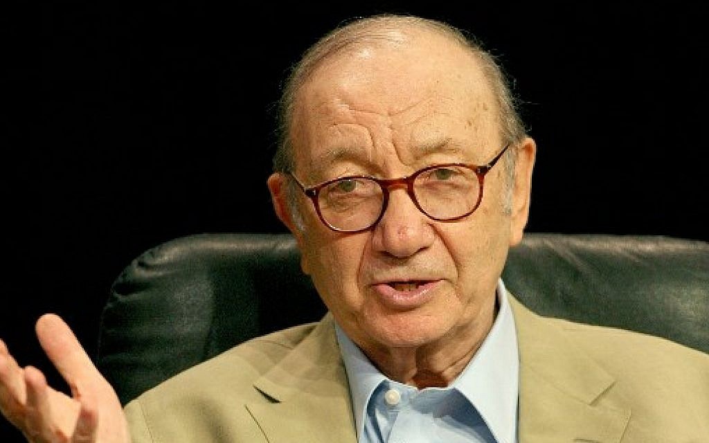 In this file photo taken on July 27, 2006 playwright Neil Simon speaks onstage during the 2006 Summer Television Critics Association Press Tour for PBS held at the Ritz-Carlton Huntington Hotel in Pasadena, California (AFP PHOTO / GETTY IMAGES NORTH AMERICA / FREDERICK M. BROWN) In this file photo taken on July 27, 2006 playwright Neil Simon speaks onstage during the 2006 Summer Television Critics Association Press Tour for PBS held at the Ritz-Carlton Huntington Hotel in Pasadena, California (AFP PHOTO / GETTY IMAGES NORTH AMERICA / FREDERICK M. BROWN)