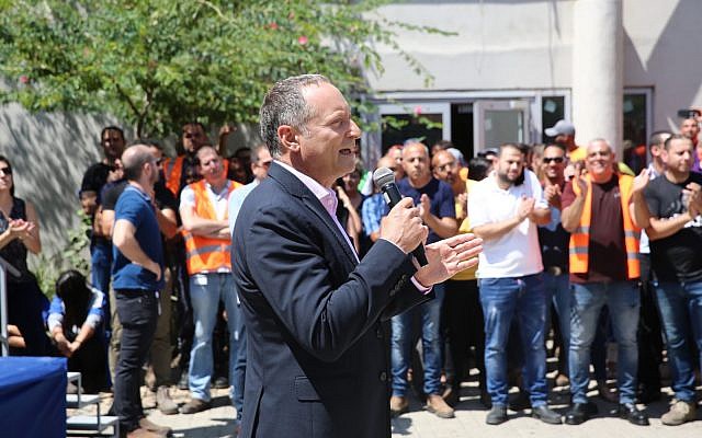 SodaStream CEO Daniel Birnbaum at the SodaStream factory in Israel’s Negev Desert next to the city of Rahat on August 20, 2018. (Eliran Avital) SodaStream CEO Daniel Birnbaum at the SodaStream factory in Israel’s Negev Desert next to the city of Rahat on August 20, 2018. (Eliran Avital)