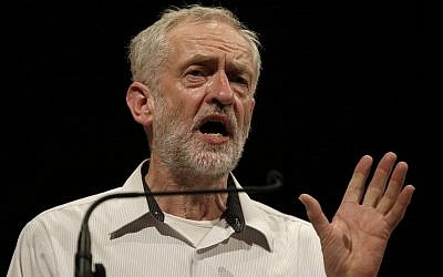British lawmaker Jeremy Corbyn addressing a meeting during his election campaign for the leadership of the British Labour Party in Ealing, west London, August 17, 2015. (AP Photo/Alastair Grant)