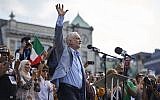 Jeremy Corbyn addresses the crowd in Trafalgar Square in London, England, July 13, 2018. (Niklas Hallen/AFP/Getty Images via JTA)