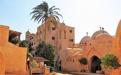 Wadi el-Natrun monastery in Egypt. (CC BY Lumen roma, Wikimedia Commons)