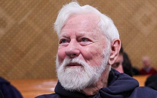 Uri Avnery seen at the Supreme Court in Jerusalem in 2014 (FLASH90) Uri Avnery seen at the Supreme Court in Jerusalem in 2014 (FLASH90)