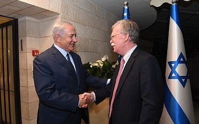 Prime Minister Benjamin Netanyahu, left, meets US National Security Adviser John Bolton at the PM's official residence in Jerusalem, August 19, 2018. (Haim Tzach/GPO)