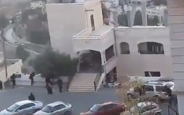 Security forces in Salt, Jordan, raiding a suspected terrorist hideout on August 11, 2018. (screen capture: Twitter) Security forces in Salt, Jordan, raiding a suspected terrorist hideout on August 11, 2018. (screen capture: Twitter)