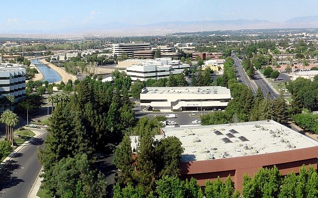 A panoramic view of Bakersfield, California, taken from Stockdale Tower, the tallest building in the city, facing east/northeast. (Wikipedia/Bobak Ha'Eri/CC BY) A panoramic view of Bakersfield, California, taken from Stockdale Tower, the tallest building in the city, facing east/northeast. (Wikipedia/Bobak Ha'Eri/CC BY)