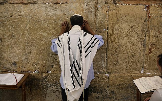 Thousands pray for forgivness (Selichot), at the Western Wall in the Old City of Jerusalem on September 16, 2018. Photo by Noam Revkin Fenton/Flash90