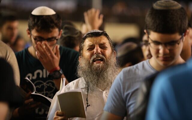 Thousands pray for forgivness (Selichot), at the Western Wall in the Old City of Jerusalem on September 16, 2018. Photo by Noam Revkin Fenton/Flash90