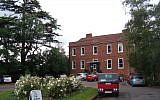 The mansion house at Sandye Place Academy. (CC By Tom orangeaurochs, Wikimedia Commons)