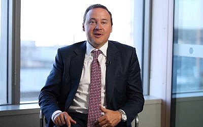 Shane Finemore's hedge fund Manikay Partners LLC has acquired an almost 20% stake in the Tel Aviv Stock Exchange (Screenshot/Vimeo),