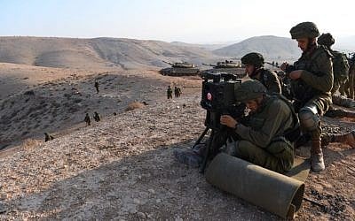 Paratroopers take part in an exercise simulating war with the Lebanon-based Hezbollah terrorist group in September 2018. (Israel Defense Forces)
