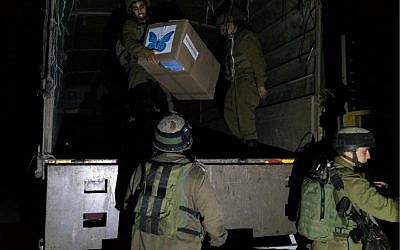 Israeli troops shut down the army's 'Operation Good Neighbor' project that helped thousands of Syrians after Syrian dictator Bashar Assad took control of the area bordering Israel, in September 2018. (Israel Defense Forces)